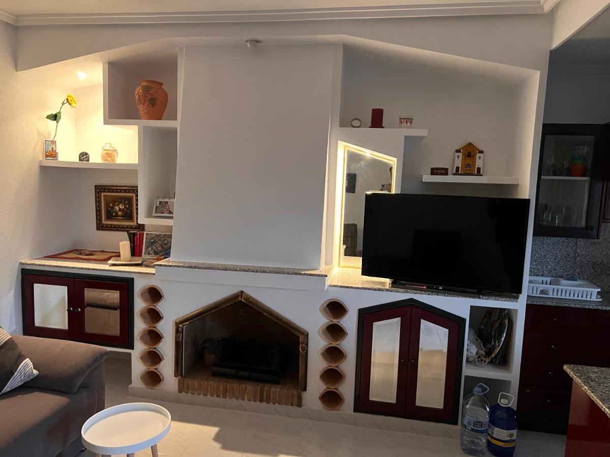 Schoenes Ruhiges Rooftop Apartment Mit Grosser Dachterrasse Torrevieja Eksteriør billede